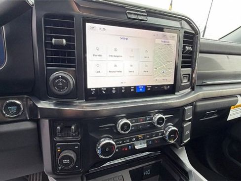 New 2026 Ford F250 Lariat w/ Lariat Ultimate Package image 28