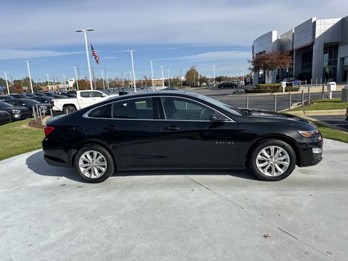 Used 2024 Chevrolet Malibu LT image 11