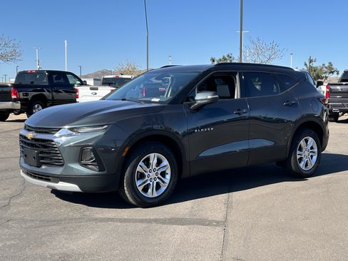 Used 2020 Chevrolet Blazer LT image 2