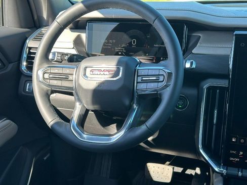 New 2026 GMC Acadia Elevation w/ Elevation Premium Package image 9