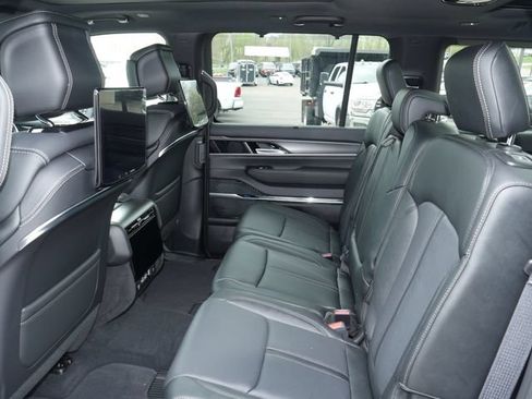 New 2026 Jeep Grand Wagoneer Summit w/ Rear Seat Video Group I AWD/4WD image 30
