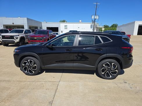 New 2026 Chevrolet Trax RS w/ Driver Confidence Package FWD image 10