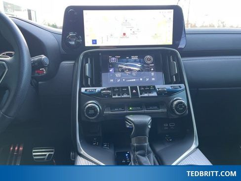 Used 2024 Lexus LX 600 F Sport image 34