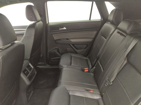 Used 2021 Volkswagen Atlas Cross Sport SE AWD/4WD image 18
