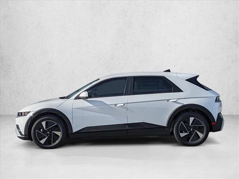 New 2026 Hyundai Ioniq 5 SEL image 9