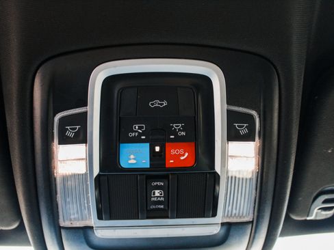 Used 2025 RAM 1500 Big Horn AWD/4WD image 24