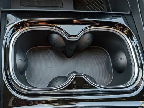 New 2026 Chrysler Pacifica Limited w/ S Appearance Package image 23