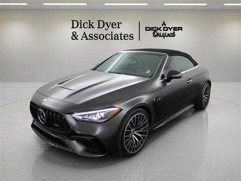 Used 2025 Mercedes-Benz CLE 53 AMG 4MATIC Cabriolet image 8