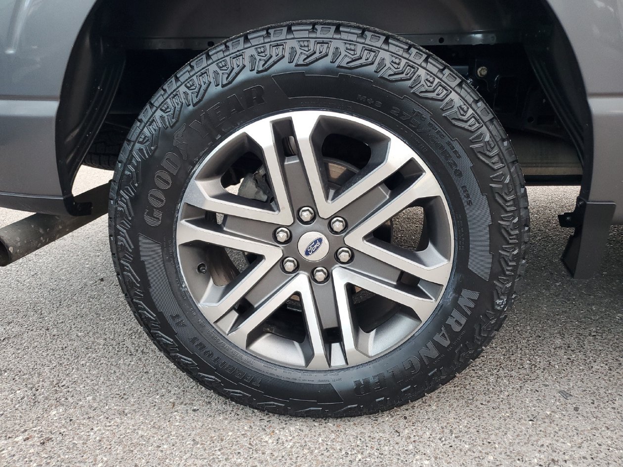 Used 2021 Ford F150 XL w/ STX Appearance Package RWD image 5
