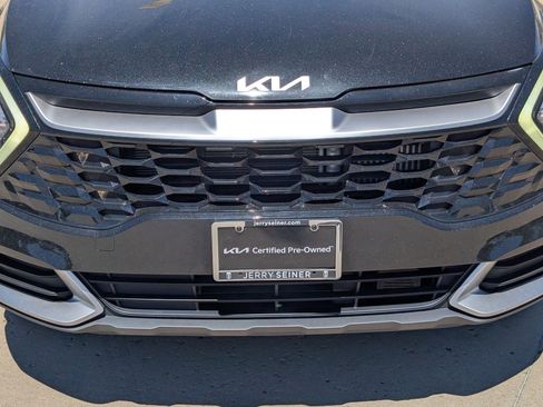 Certified 2023 Kia Sportage EX w/ EX Premium Package AWD/4WD image 9