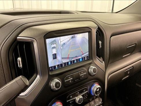 Used 2021 GMC Sierra 2500 Denali w/ Denali Black Diamond Edition AWD/4WD image 28