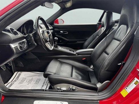 Used 2017 Porsche 718 Cayman S RWD image 15
