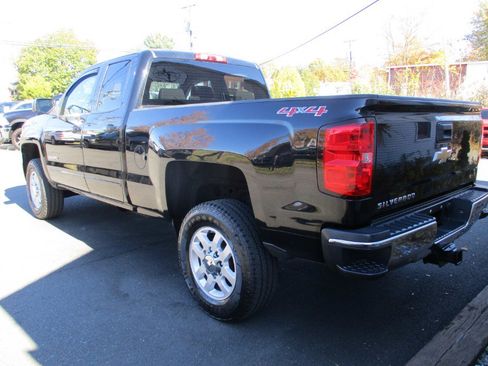 Used 2015 Chevrolet Silverado 2500 LT w/ LT Convenience Package image 6