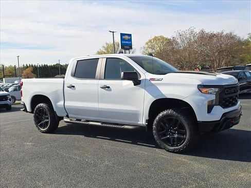 New 2026 Chevrolet Silverado 1500 Custom Trail Boss AWD/4WD image 1