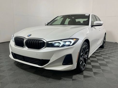 Certified 2025 BMW 330i Sedan w/ Convenience Package RWD image 2