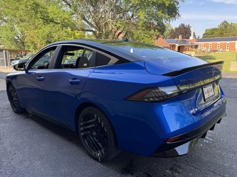New 2026 Nissan Sentra SR w/ Floor Mat Package FWD image 23