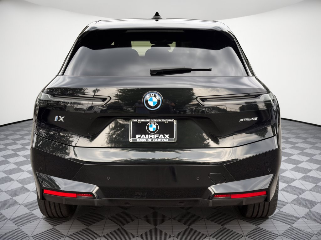 Certified 2024 BMW iX xDrive50 w/ Sport Package AWD/4WD image 11