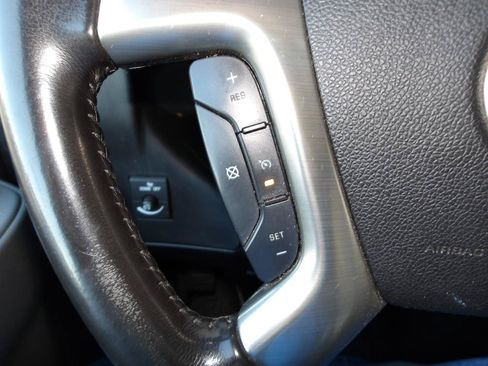 Used 2016 Chevrolet Express 3500 RWD image 15