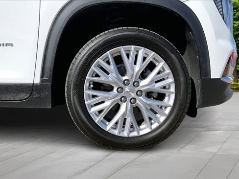 Used 2024 GMC Acadia Elevation w/ LPO, Floor Liner Package image 34