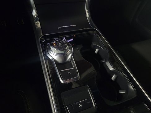 Used 2020 Ford Edge ST w/ Cold Weather Package image 26