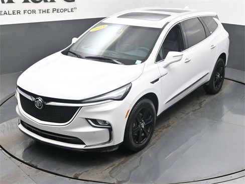 Used 2023 Buick Enclave Essence w/ Experience Buick Package image 46