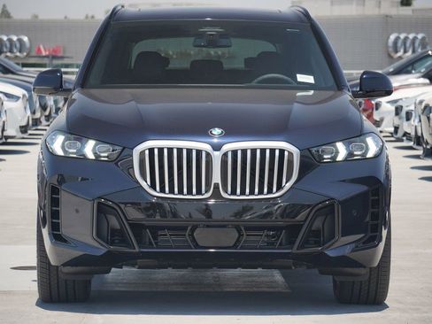 Used 2026 BMW X5 xDrive40i w/ M Sport Package image 2