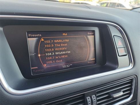 Used 2014 Audi Q5 2.0T Premium Plus w/ Premium Plus Package image 16