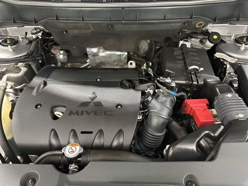 Used 2015 Mitsubishi Outlander Sport SE AWD/4WD image 10