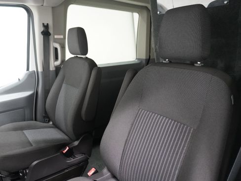 Used 2017 Ford Transit 150 XLT image 8