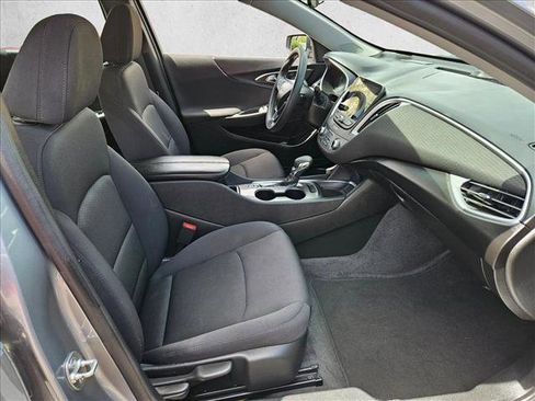 Used 2024 Chevrolet Malibu LT image 24