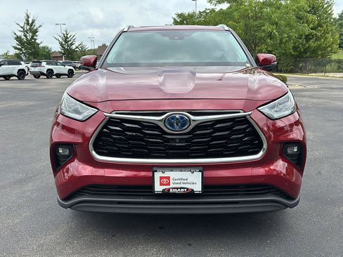 Used 2020 Toyota Highlander Limited AWD/4WD image 7