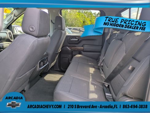Used 2022 GMC Sierra 1500 Elevation w/ Preferred Package RWD image 13