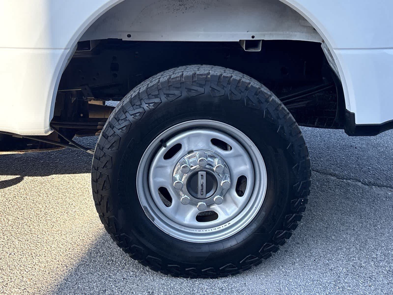 Used 2021 Ford F250 XL w/ Power Equipment Group AWD/4WD image 11