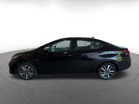 Used 2025 Nissan Versa SV FWD image 7