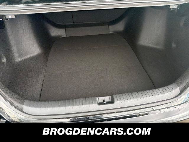 New 2026 Honda Accord Touring image 9