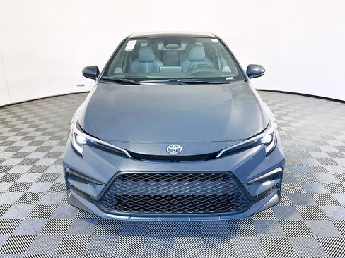 Used 2025 Toyota Corolla SE w/ Convenience Package FWD image 8