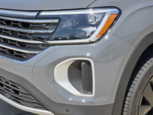 New 2026 Volkswagen Atlas SE image 6