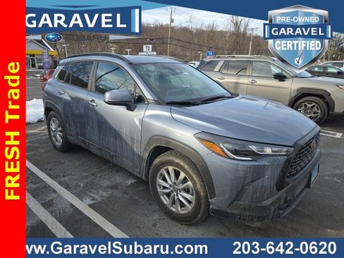 Used 2023 Toyota Corolla Cross LE image 1