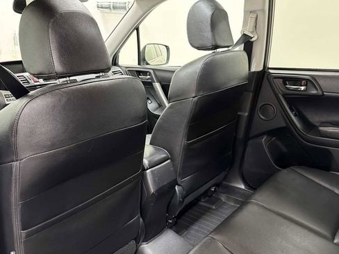 Used 2015 Subaru Forester 2.5i Limited AWD/4WD image 26