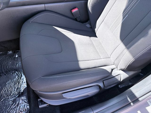 Used 2023 Hyundai Elantra SEL w/ Convenience Package FWD image 9