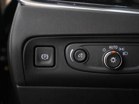 Used 2019 Buick Enclave Avenir w/ Avenir Technology Package image 31