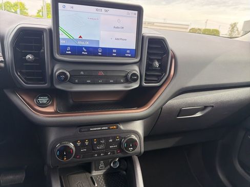 Used 2024 Ford Bronco Sport Outer Banks w/ Tech Package AWD/4WD image 14