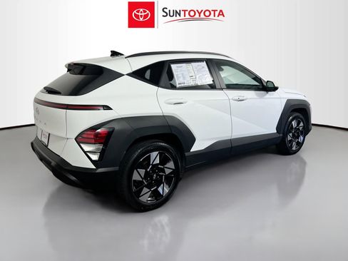 Used 2024 Hyundai Kona SEL FWD image 4