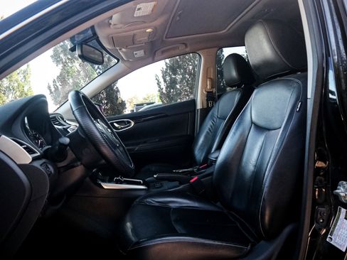 Used 2017 Nissan Sentra SL w/ SL Premium Technology Package image 7