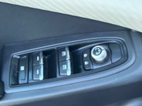 Used 2021 Subaru Ascent Premium w/ Convenience Package AWD/4WD image 26