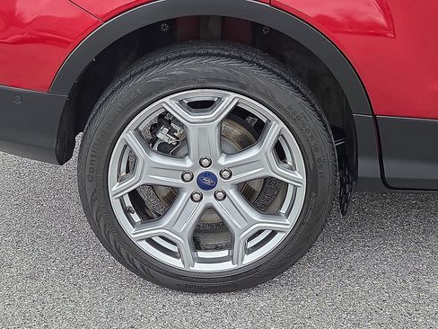 Used 2019 Ford Escape Titanium image 7