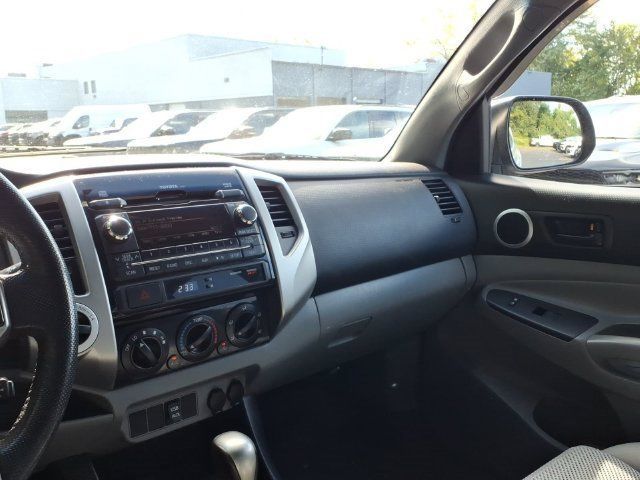 Used 2012 Toyota Tacoma 4x4 Double Cab w/ TRD Sport Pkg image 20
