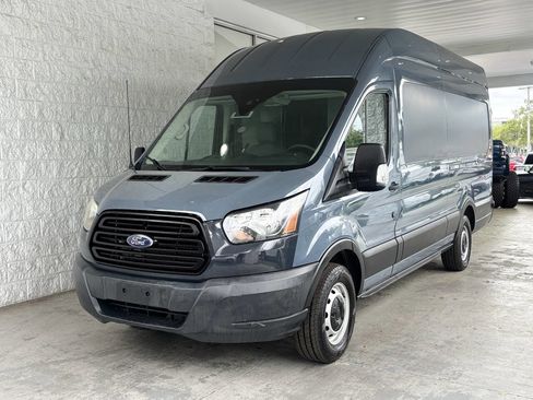 Used 2019 Ford Transit 250 148 High Roof Extended image 3