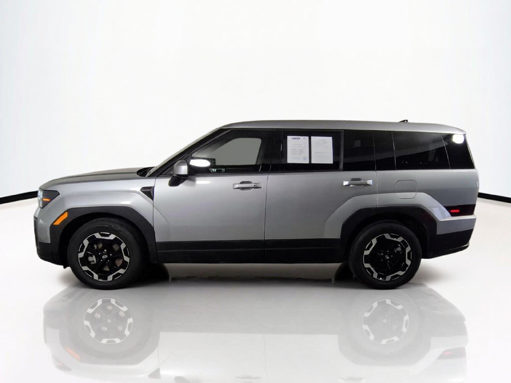 Used 2025 Hyundai Santa Fe SE FWD image 10