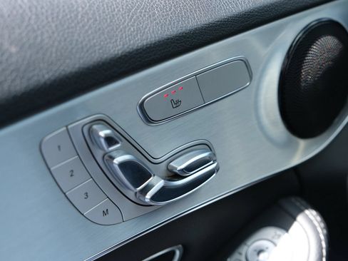 Used 2018 Mercedes-Benz C 350e Sedan image 26